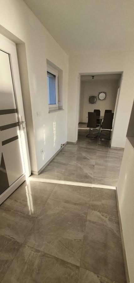 Apartmani Naomi&Leo Senj  Luaran gambar