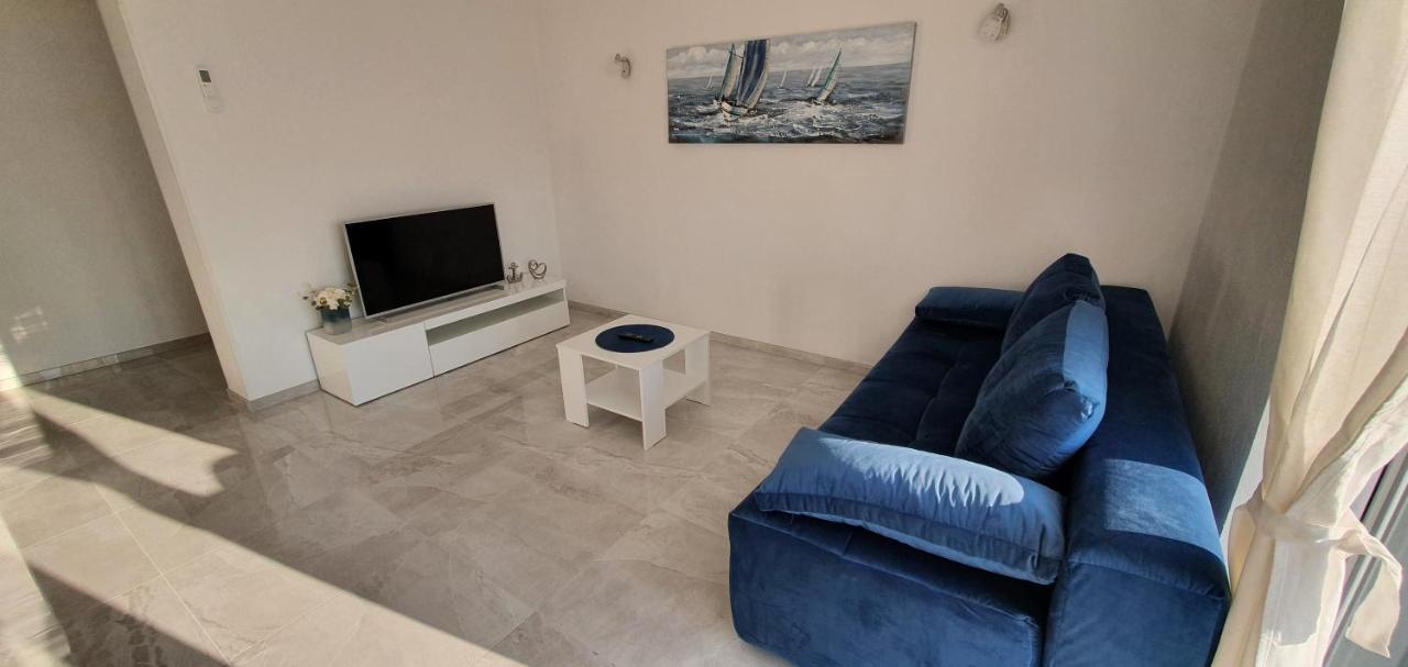 Apartmani Naomi&Leo Senj  Luaran gambar