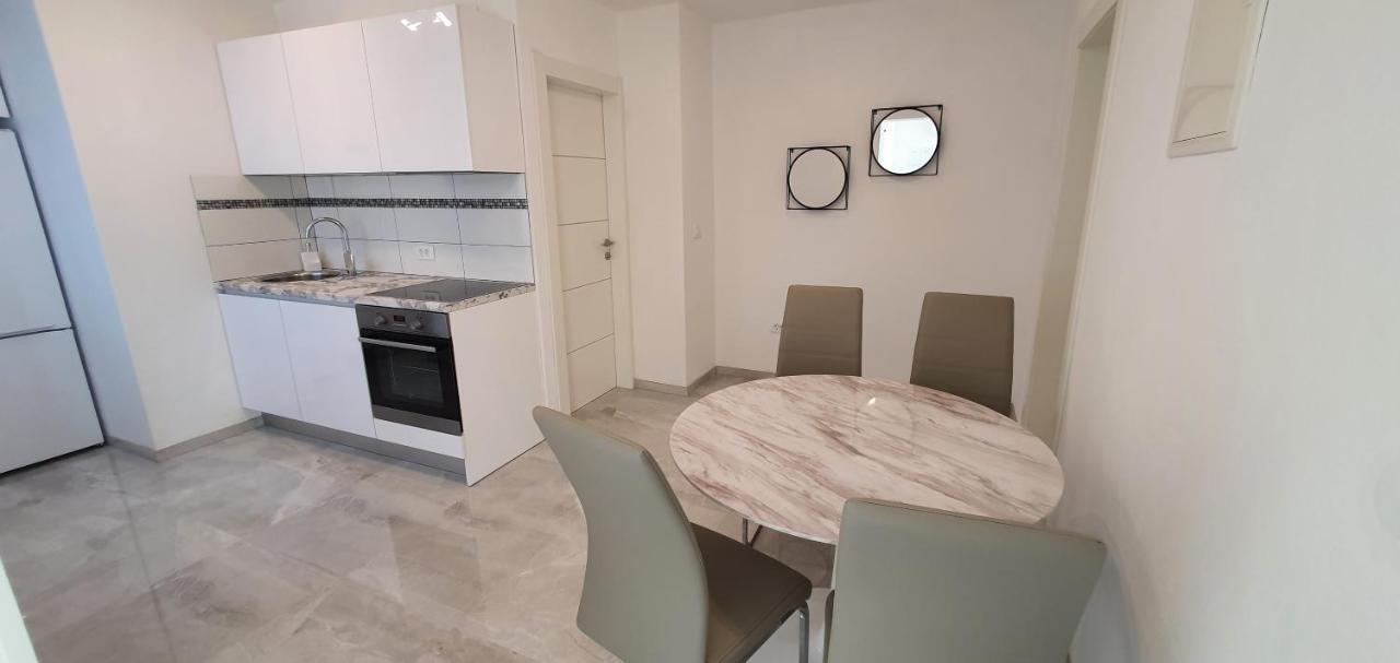Apartmani Naomi&Leo Senj  Luaran gambar