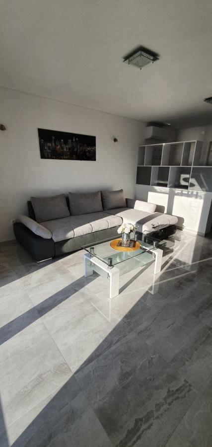 Apartmani Naomi&Leo Senj  Luaran gambar