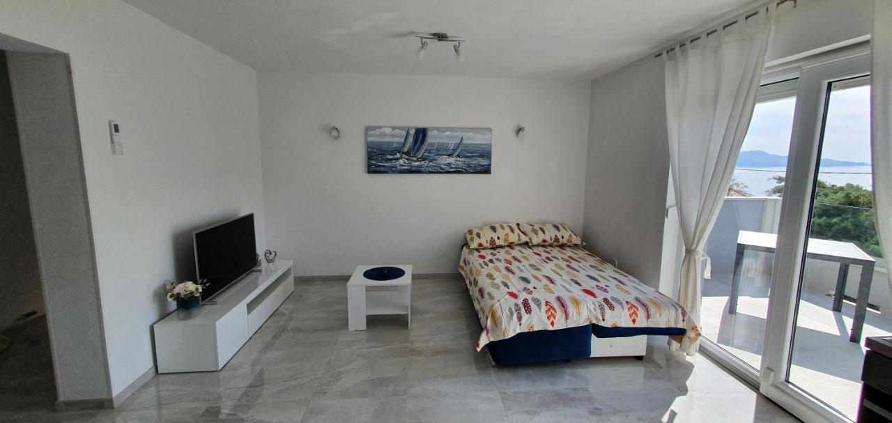 Apartmani Naomi&Leo Senj  Luaran gambar