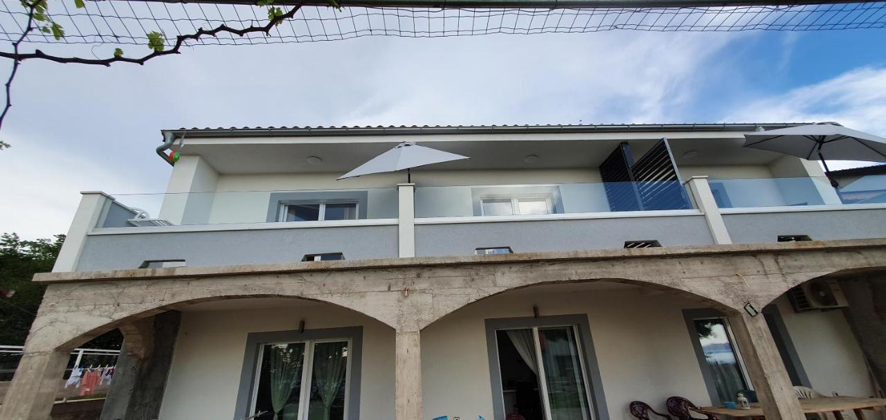 Apartmani Naomi&Leo Senj  Luaran gambar