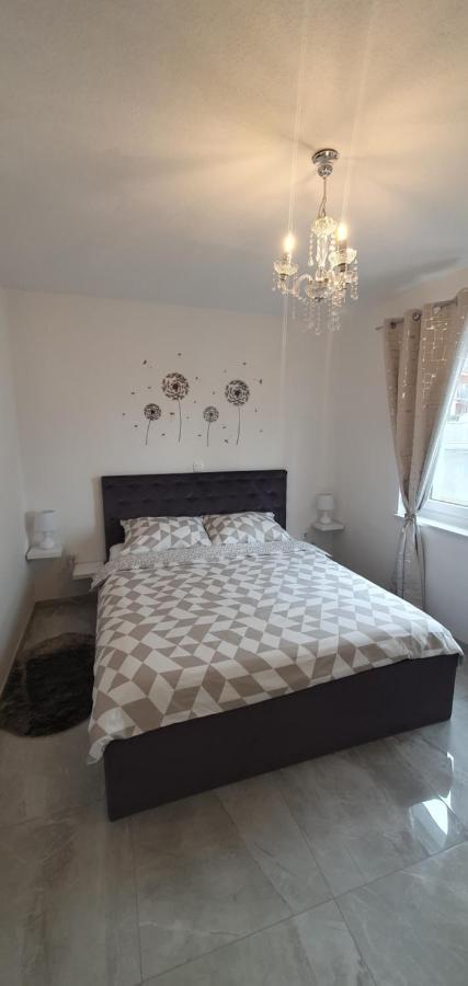 Apartmani Naomi&Leo Senj  Luaran gambar